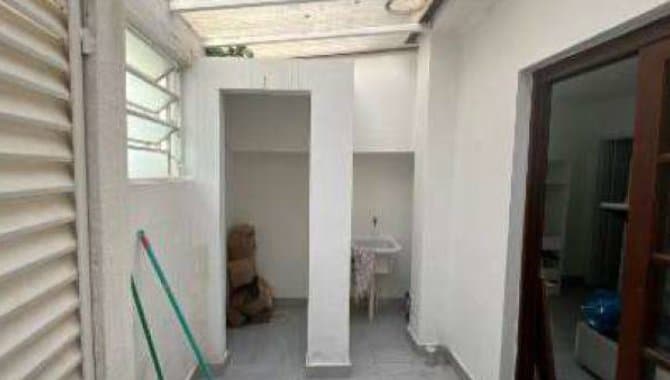 Foto 4 de 8: Apartamento em leilão em Porto Alegre - RS, bairro Menino Deus — Apartamento 50 m² (Unid. 101) - Menino Deus - Porto Alegre - RS
