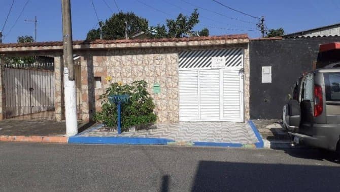 Foto 1 de 7: Casa em leilão em Praia Grande - SP, bairro Nova Mirim — Casa 67 m² - Nova Mirim - Praia Grande - SP