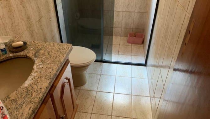 Foto 9 de 15: Casa em leilão em Cuiabá - MT, bairro Jardim Itália — Casa 239 m² - Jardim Itália - Cuiabá - MT