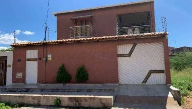 Foto 2 de 25: Casa em leilão em Mauriti - CE, bairro Loteamento Cajueiro — Casa 256 m² - Loteamento Cajueiro - Mauriti - CE