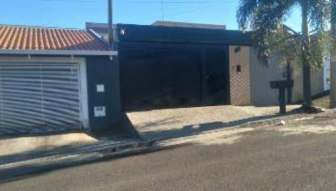Foto 1 de 12: Casa em leilão em Marília - SP, bairro Pedro Matheus — Casa 85 m² - Pedro Matheus - Marília - SP