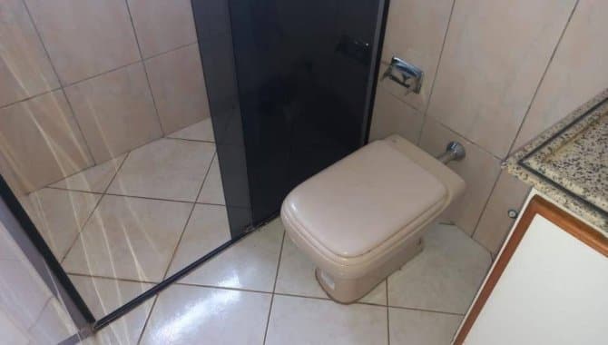 Foto 13 de 26: Casa em leilão em Rondonópolis - MT, bairro Vila Birigui — Casa 242 m² - Vila Birigui - Rondonópolis - MT