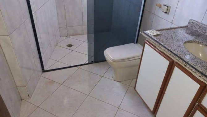 Foto 9 de 26: Casa em leilão em Rondonópolis - MT, bairro Vila Birigui — Casa 242 m² - Vila Birigui - Rondonópolis - MT