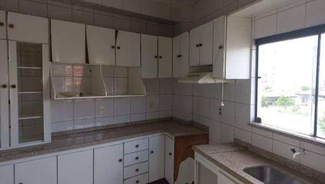 Foto 15 de 26: Casa em leilão em Rondonópolis - MT, bairro Vila Birigui — Casa 242 m² - Vila Birigui - Rondonópolis - MT