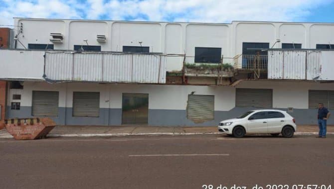 Foto 4 de 26: Casa em leilão em Rondonópolis - MT, bairro Vila Birigui — Casa 242 m² - Vila Birigui - Rondonópolis - MT