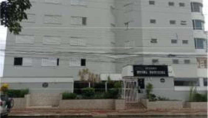 Foto 6 de 10: Apartamento em leilão em Anápolis - GO, bairro Jundiaí — Apartamento, Padrão, 2 Vaga(S) de Garagem