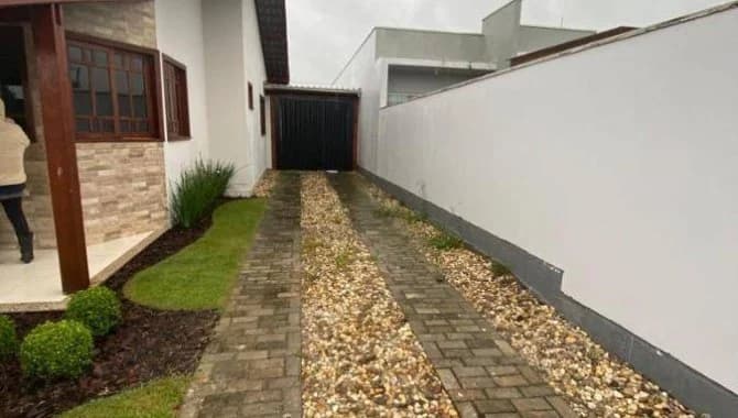 Foto 15 de 30: Casa em leilão em Tijucas - SC, bairro Centro — Casa, Padrão, 0 Vaga(S) de Garagem