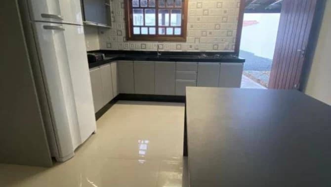 Foto 7 de 30: Casa em leilão em Tijucas - SC, bairro Centro — Casa, Padrão, 0 Vaga(S) de Garagem