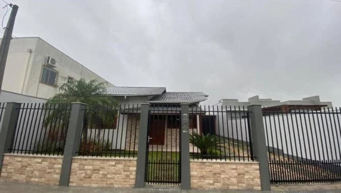 Foto 5 de 30: Casa em leilão em Tijucas - SC, bairro Centro — Casa, Padrão, 0 Vaga(S) de Garagem