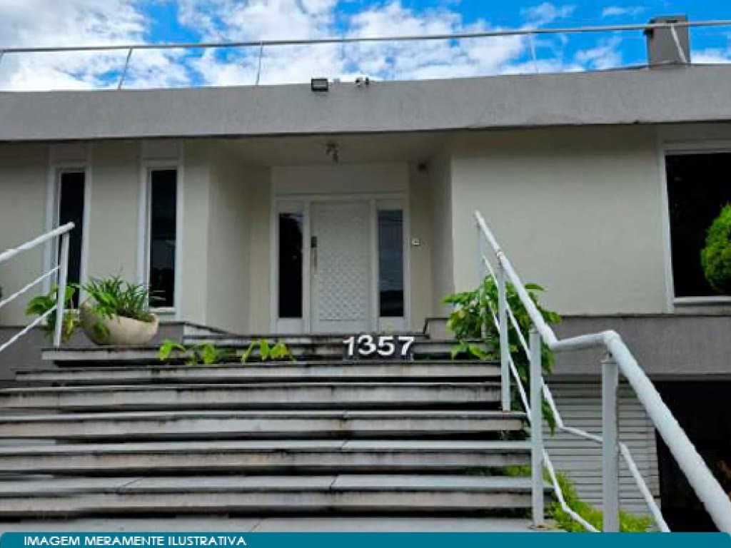 Foto 6 de 24: Casa em leilão em São Paulo - SP, bairro Interlagos — Casa com 908m² de área construída, em terreno de 1.500 m² - Interlagos - São Paulo - SP