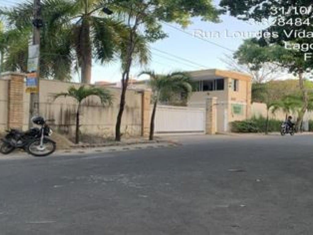 Foto 2 de 2: Casa em leilão em Fortaleza - CE, bairro Lagoa Redonda — Casa 86 m² - Fortaleza-CE - Rua Lourdes Vidal Alves, 999 - Casa Duplex 35 - Lagoa Redonda