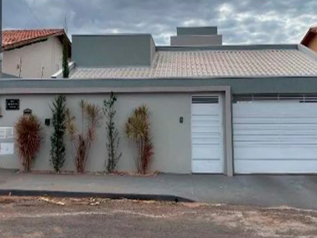 Foto 2 de 2: Casa em leilão em Morrinhos - GO — Casa 165 m² - Morrinhos-GO - Rua CP-01, 97 - Residencial Cristina Park