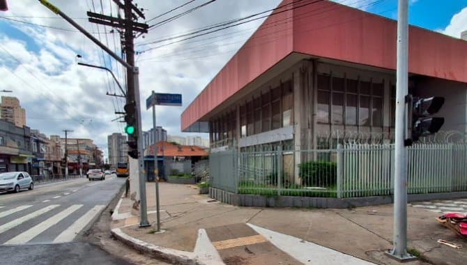 Foto 2 de 16: Comercial em leilão em São Paulo - SP, bairro Tatuapé — Ex-Agência com 2.225 m² (área total) e 514 m² (de construção) Excelente Oportunidade para Incorporação - Tatuapé - São Paulo - SP