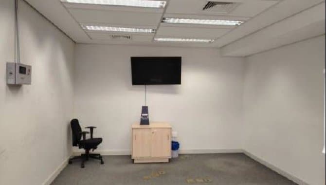 Foto 4 de 4: Comercial em leilão em Jundiaí - SP, bairro Centro — Ex-Agência 2.243 m² (25 vagas) - Centro - Jundiaí - SP