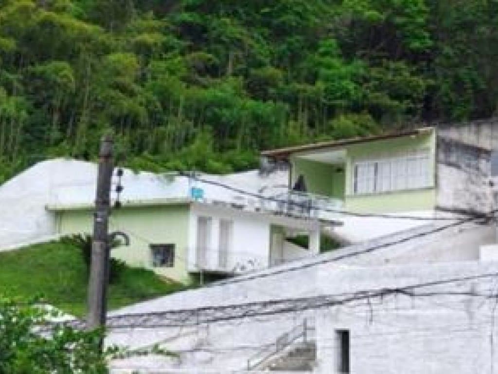 Foto 5 de 5: Casa em leilão em Niterói - RJ, bairro Santa Rosa — Casa em Terreno de 606 m² - Santa Rosa - Niterói - RJ