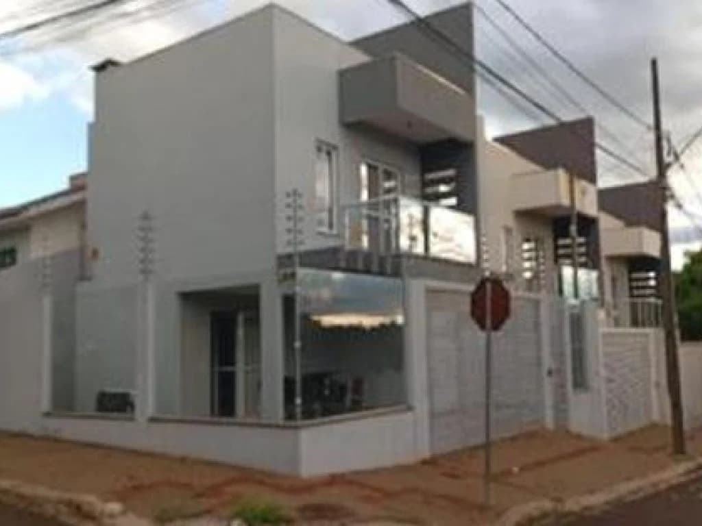 Foto 2 de 5: Casa em leilão em Cascavel - PR, bairro Porto Seguro — Casa 140 m² - Porto Seguro - Cascavel - PR