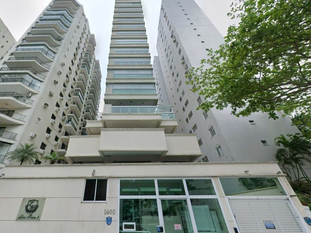 Foto 13 de 13: Apartamento em leilão em Guarujá - SP, bairro Pitangueiras — Apartamento 154 m² (com 02 vagas - Próx. à Praia) - Pitangueiras - Guarujá - SP