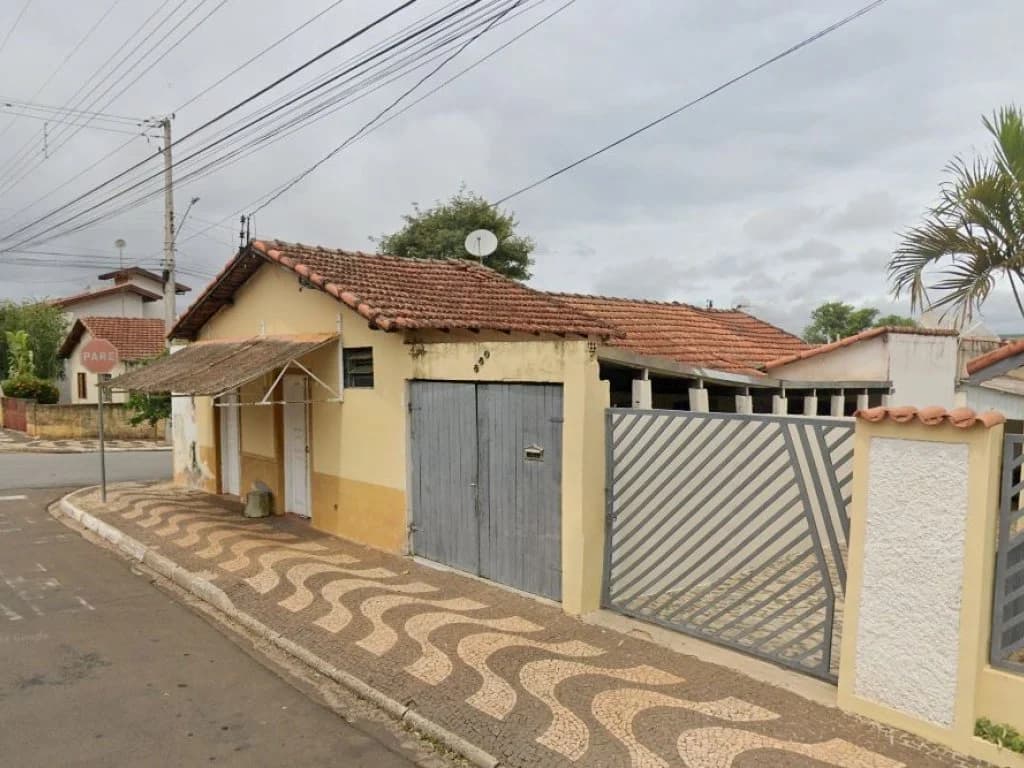 Foto 3 de 13: Casa em leilão em Brotas - SP, bairro Centro — Casa 162 m² -  Centro - Brotas - SP