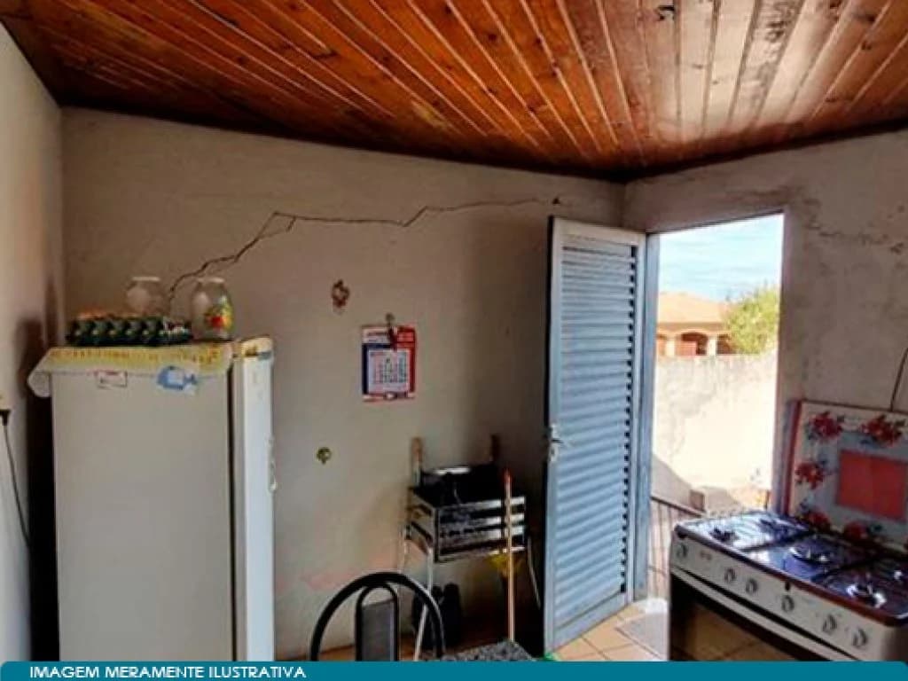 Foto 11 de 13: Casa em leilão em Brotas - SP, bairro Centro — Casa 162 m² -  Centro - Brotas - SP