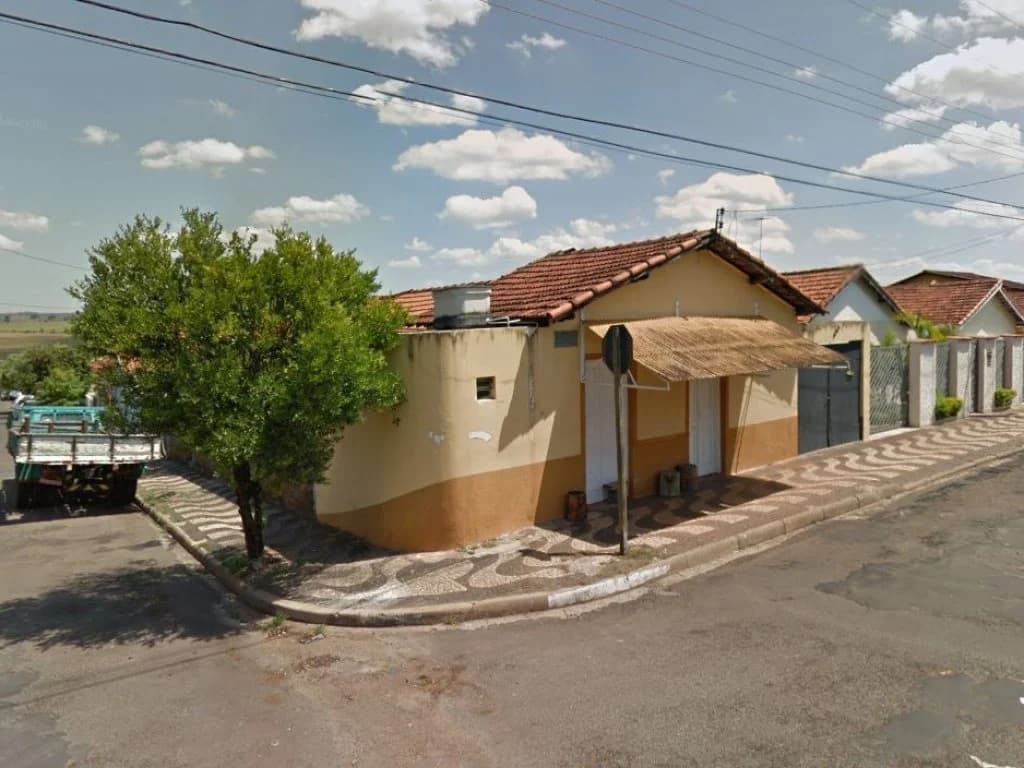 Foto 4 de 13: Casa em leilão em Brotas - SP, bairro Centro — Casa 162 m² -  Centro - Brotas - SP