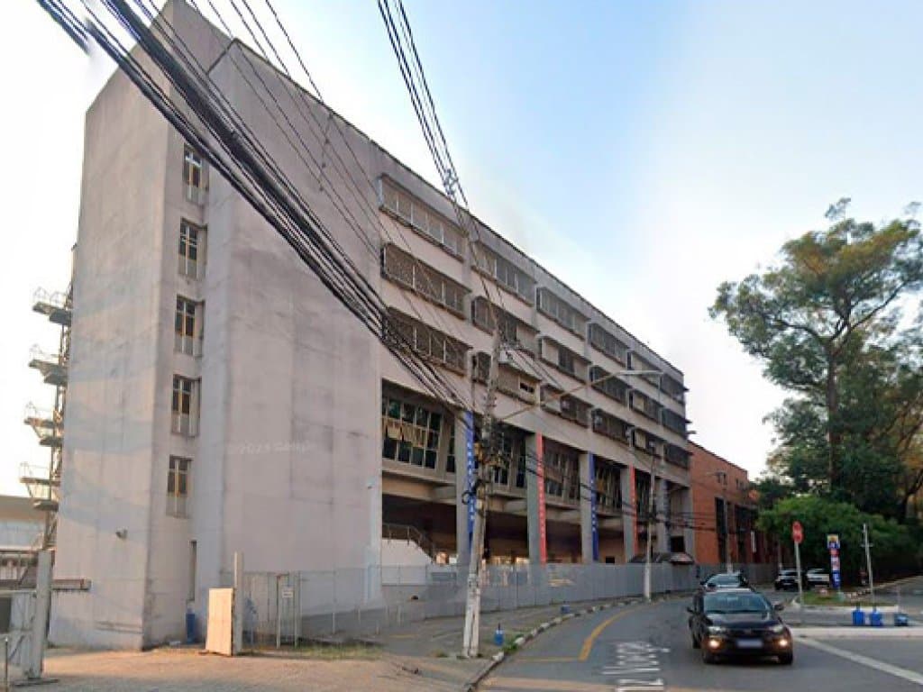 Foto 2 de 6: Comercial em leilão em Osasco - SP, bairro Vila Yara — Imóvel Comercial com Área de 40.453 m² - Vila Yara - Osasco - SP