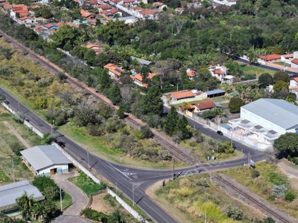 Foto 3 de 5: Terreno em leilão em Botucatu - SP, bairro Jardim Santo Inácio — Terrenos de 250 m² (cada) - Jardim Santo Inácio - Botucatu - SP