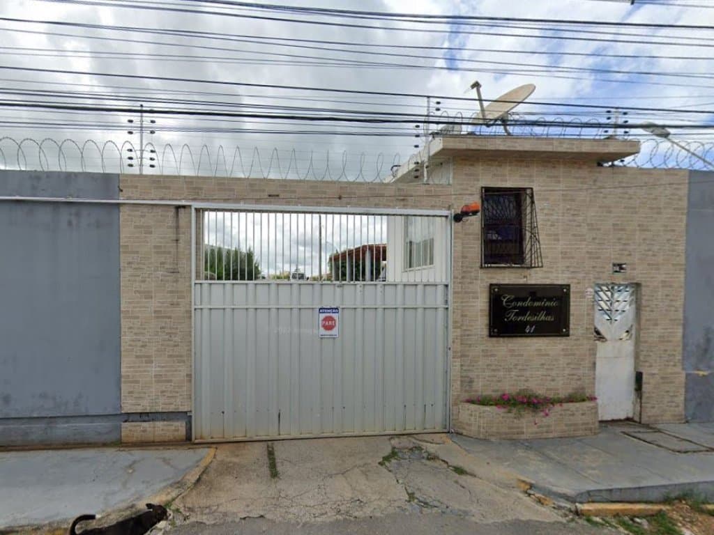 Foto 2 de 2: Casa em leilão em Sobral - CE, bairro Jerônimo de Medeiros Prado — Casa 98 m² - Sobral-CE - Rua Jardel Lopes Rocha, 41 - Casa 28 - Jerônimo de Medeiros Prado