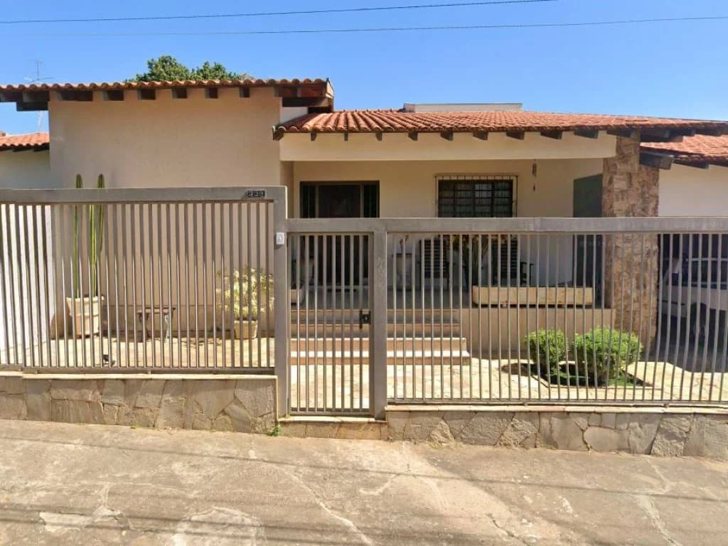 Foto 3 de 5: Casa em leilão em Garça - SP, bairro Ferrarópolis — Casa 249 m² - Ferrarópolis - Garça - SP