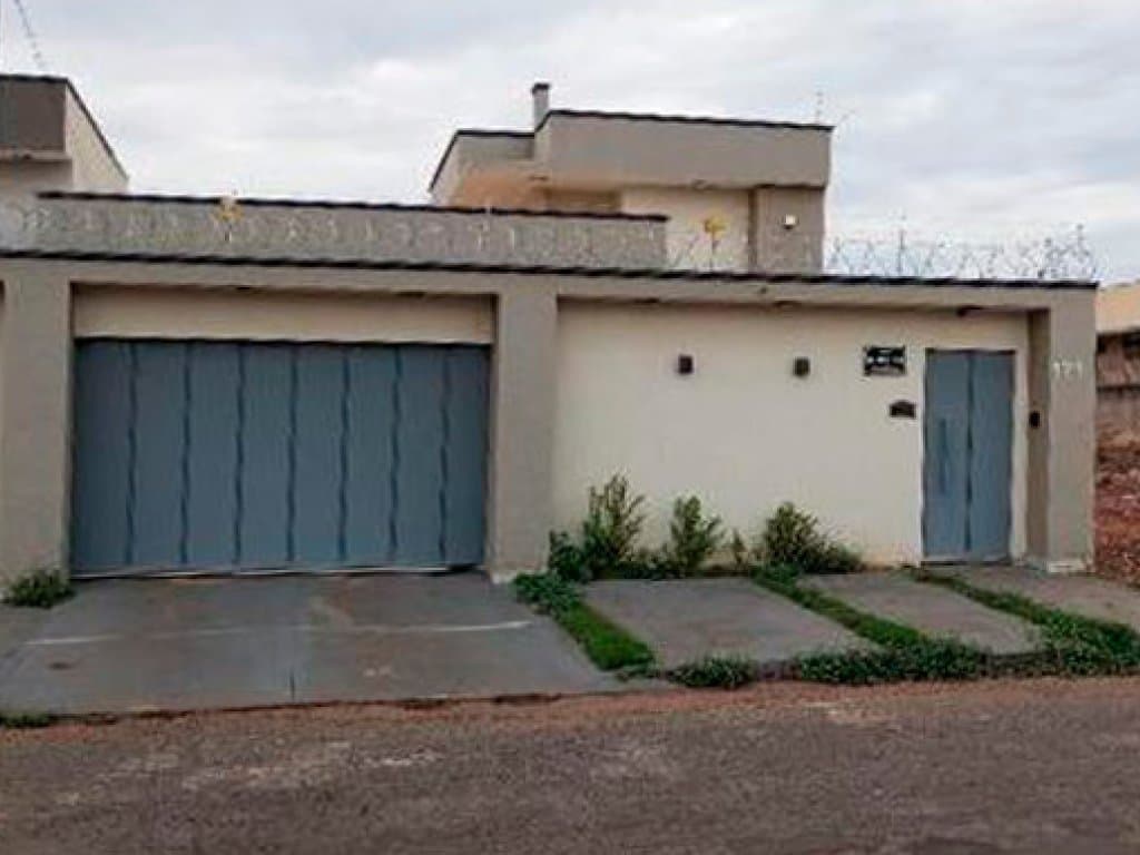 Foto 2 de 3: Casa em leilão em Caldas Novas - GO, bairro Caldas do Oeste — Casa 171 m² - Caldas do Oeste - Caldas Novas - GO