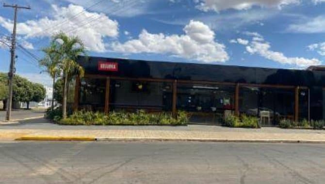 Foto 3 de 6: Comercial em leilão em Lucas Do Rio Verde - MT, bairro Jardim Cerrado — Prédio Comercial 235 m² - Jardim Cerrado - Lucas do Rio Verde - MT