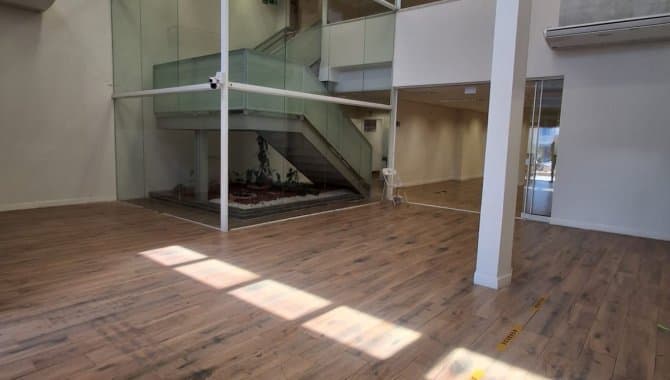 Foto 2 de 8: Imóvel em leilão em Cornélio Procópio - PR, bairro Centro — Ex-Agência 756 m² - Centro - Cornélio Procópio - PR
