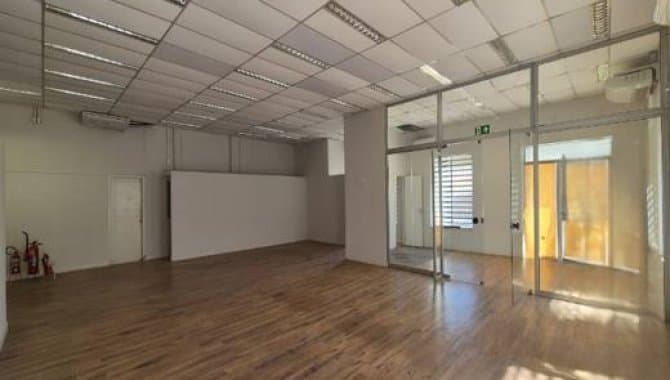 Foto 4 de 11: Imóvel em leilão em Oscar Bressane - SP, bairro Centro — Ex-Agência 240 m² - Centro - Oscar Bressane - SP
