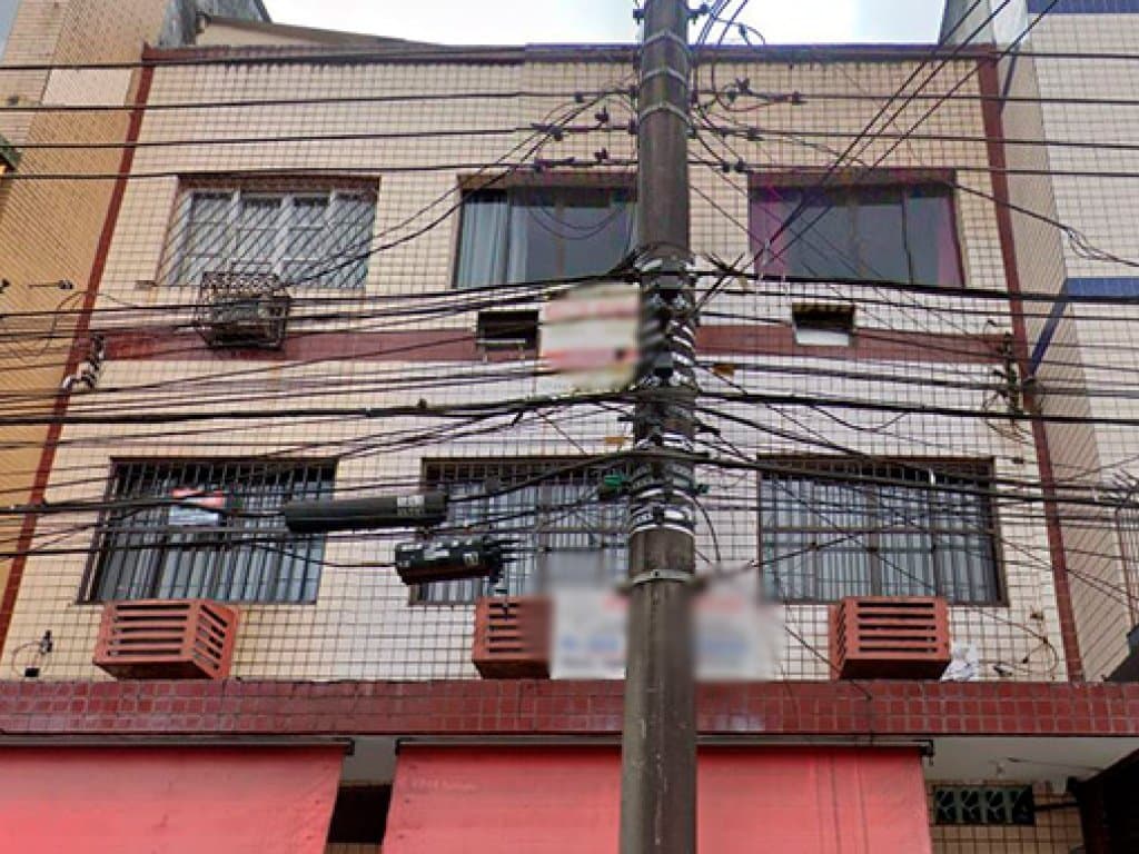 Foto 2 de 6: Comercial em leilão em São Vicente - SP, bairro Centro — Sala Comercial 27 m² (Unid. 13 - Edifício Elda) - Centro - São Vicente - SP