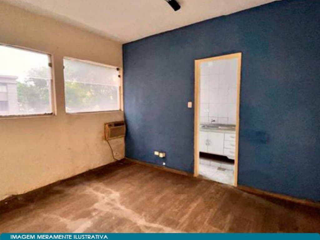 Foto 4 de 9: Comercial em leilão em Santos - SP, bairro Centro — Conjunto Comercial 24 m² - Centro - Santos - SP