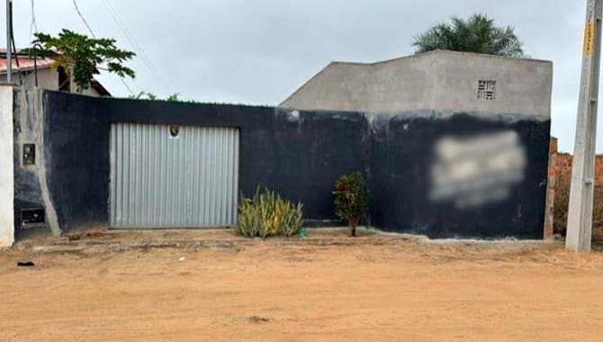 Foto 1 de 2: Casa em leilão em Serrolândia - BA, bairro Contornolândia — Casa 63 m² - Serrolândia-BA - Travessa 02, s/n - Contornolândia