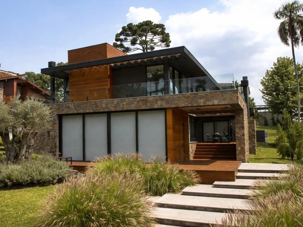 Foto 2 de 3: Casa em leilão em Gramado - RS, bairro Aspen — Casa de Alto Padrão 461 m² no Condomínio Aspen Mountain - Gramado - RS