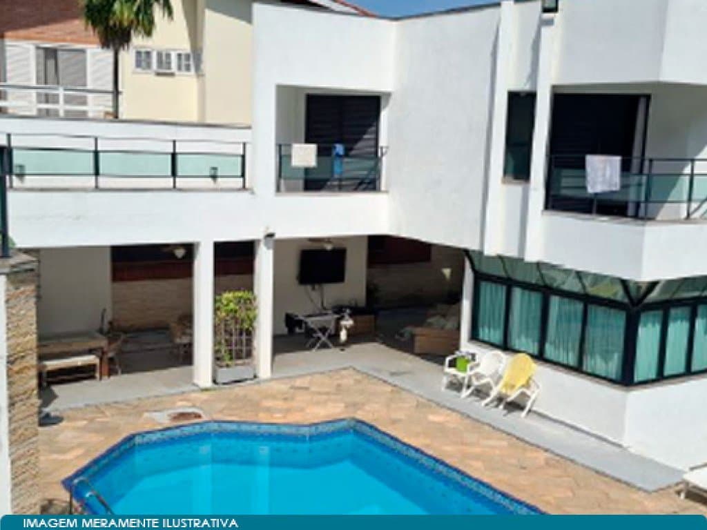 Foto 26 de 35: Casa em leilão em Santana De Parnaíba - SP — Casa de Alto Padrão em Alphaville Residencial 10 - 740 m² Construídos em Terreno de 1.738 m² - Santana de Parnaíba - SP
