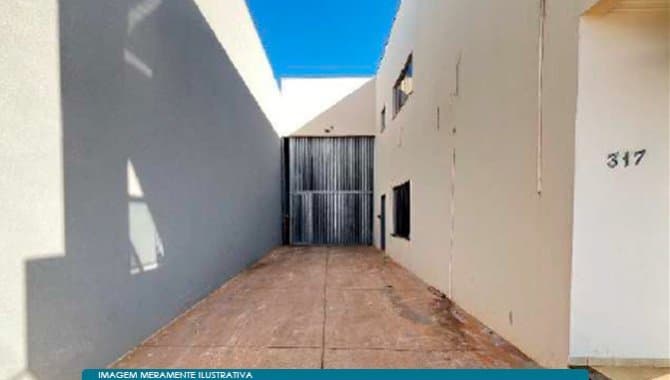 Comercial em leilão em Chapadão Do Sul - MS, bairro Centro — Imóvel Comercial com Escritórios 457 m² (área construída) - Centro - Chapadão do Sul - MS