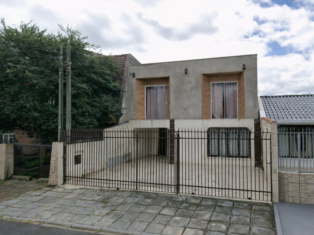 Foto 2 de 2: Casa em leilão em Curitiba - PR, bairro Fanny — Casa 69 m² - Fanny - Curitiba - PR