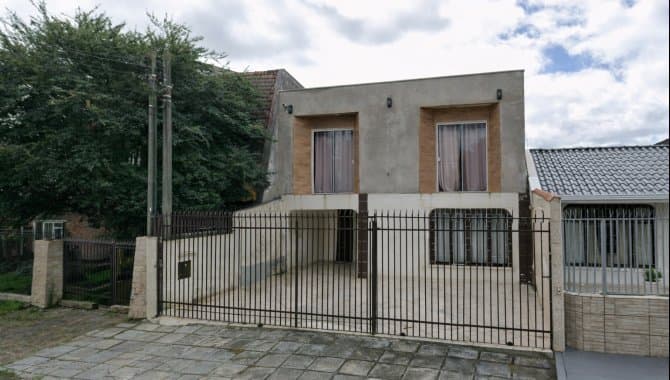 Foto 1 de 2: Casa em leilão em Curitiba - PR, bairro Fanny — Casa 69 m² - Fanny - Curitiba - PR