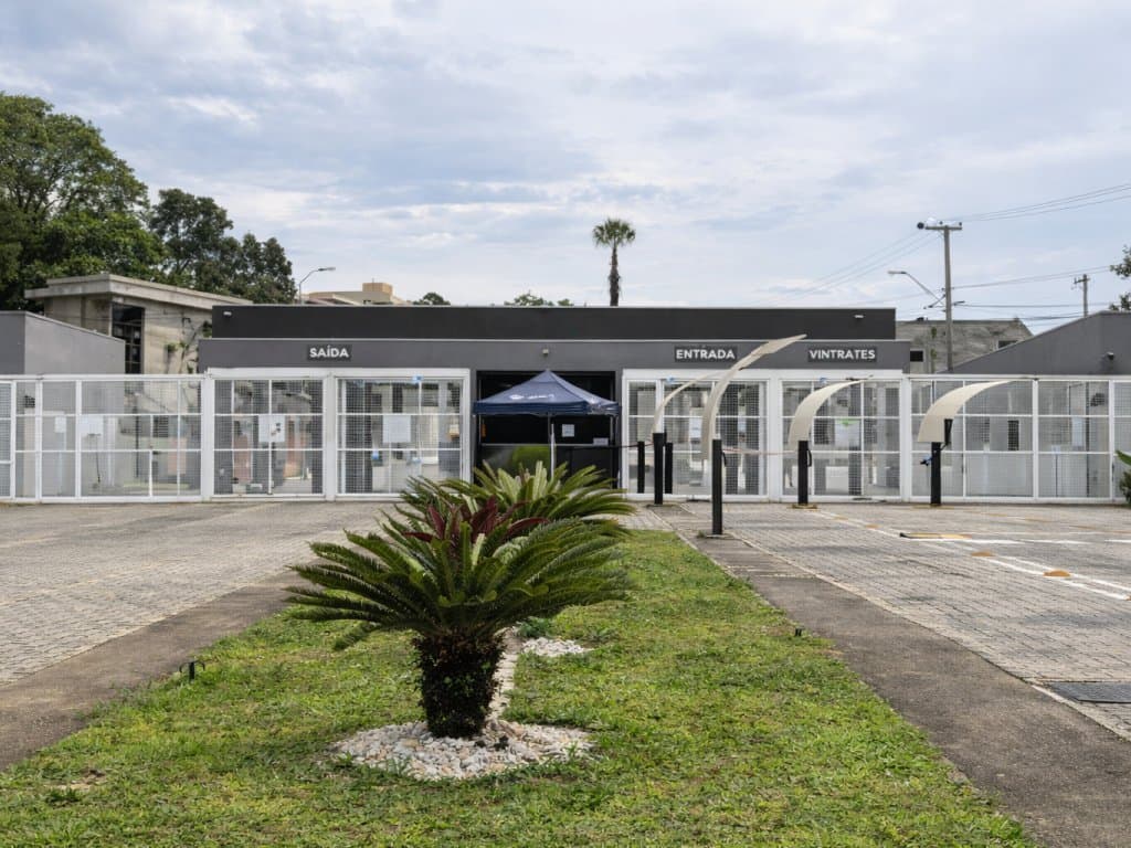 Foto 2 de 2: Casa em leilão em Cotia - SP — Casa 398 m² - Residencial dos Lagos - Cotia - SP