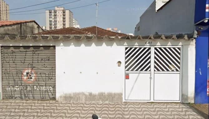 Foto 1 de 6: Casa em leilão em Praia Grande - SP, bairro Cidade Ocian — Direitos sobre Casa 176 m² (próx. à Praia Ocian) - Cidade Ocian - Praia Grande - SP