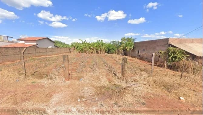Foto 1 de 4: Terreno em leilão em São Francisco De Sales - MG — Terreno 407 m² - São Francisco de Sales - MG
