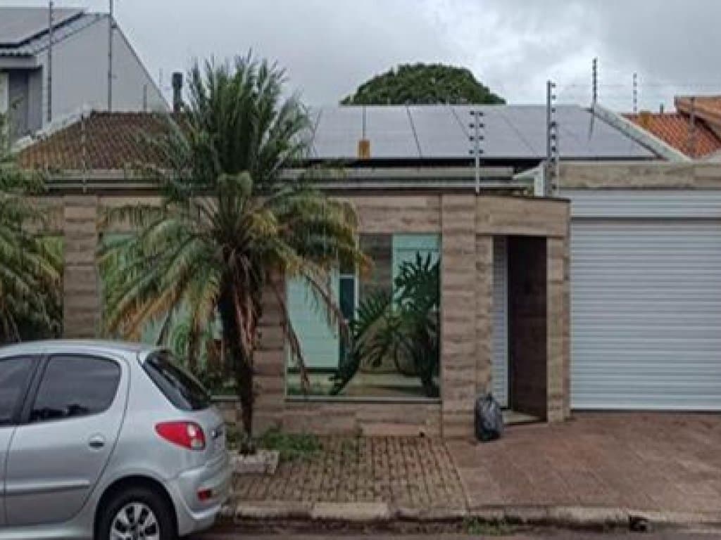 Foto 2 de 2: Casa em leilão em Cascavel - PR — Casa 209 m² - Cascavel-PR - Rua Quaresmeira, 27 - Recanto Tropical