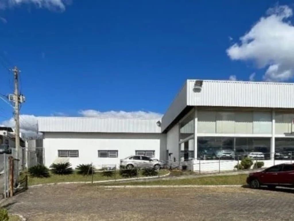 Foto 6 de 17: Comercial em leilão em São João Del Rei - MG, bairro Vila São Vicente — Imóvel Comercial 1.786 m² (construção) e 8.316 m² (terreno) - Vila São Vicente - São João Del Rei - MG