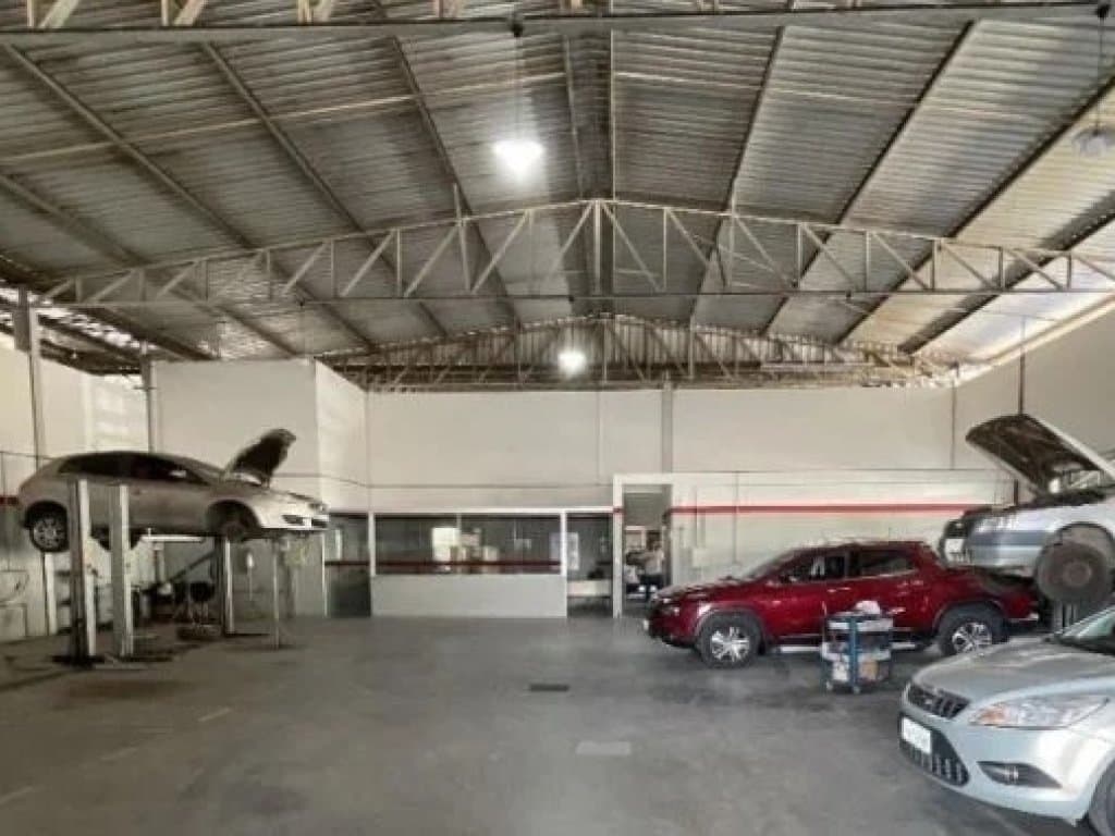 Foto 13 de 17: Comercial em leilão em São João Del Rei - MG, bairro Vila São Vicente — Imóvel Comercial 1.786 m² (construção) e 8.316 m² (terreno) - Vila São Vicente - São João Del Rei - MG