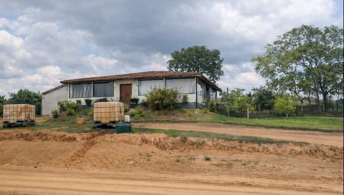 Foto 1 de 8: Casa em leilão em Presidente Figueiredo - AM — Casa em Condomínio 333 m² - Acqua Park - Presidente Figueiredo - AM
