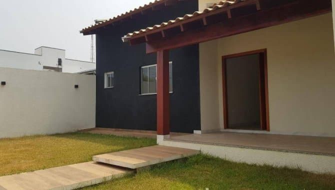 Foto 3 de 15: Casa em leilão em Juara - MT, bairro Centro — Casa 204 m² - Centro - Juara - MT