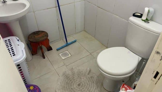 Foto 8 de 22: Casa em leilão em Pelotas - RS, bairro Laranjal — Casa 36 m² - Laranjal - Pelotas - RS