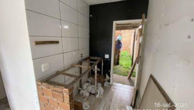 Foto 4 de 22: Casa em leilão em Pelotas - RS, bairro Laranjal — Casa 36 m² - Laranjal - Pelotas - RS